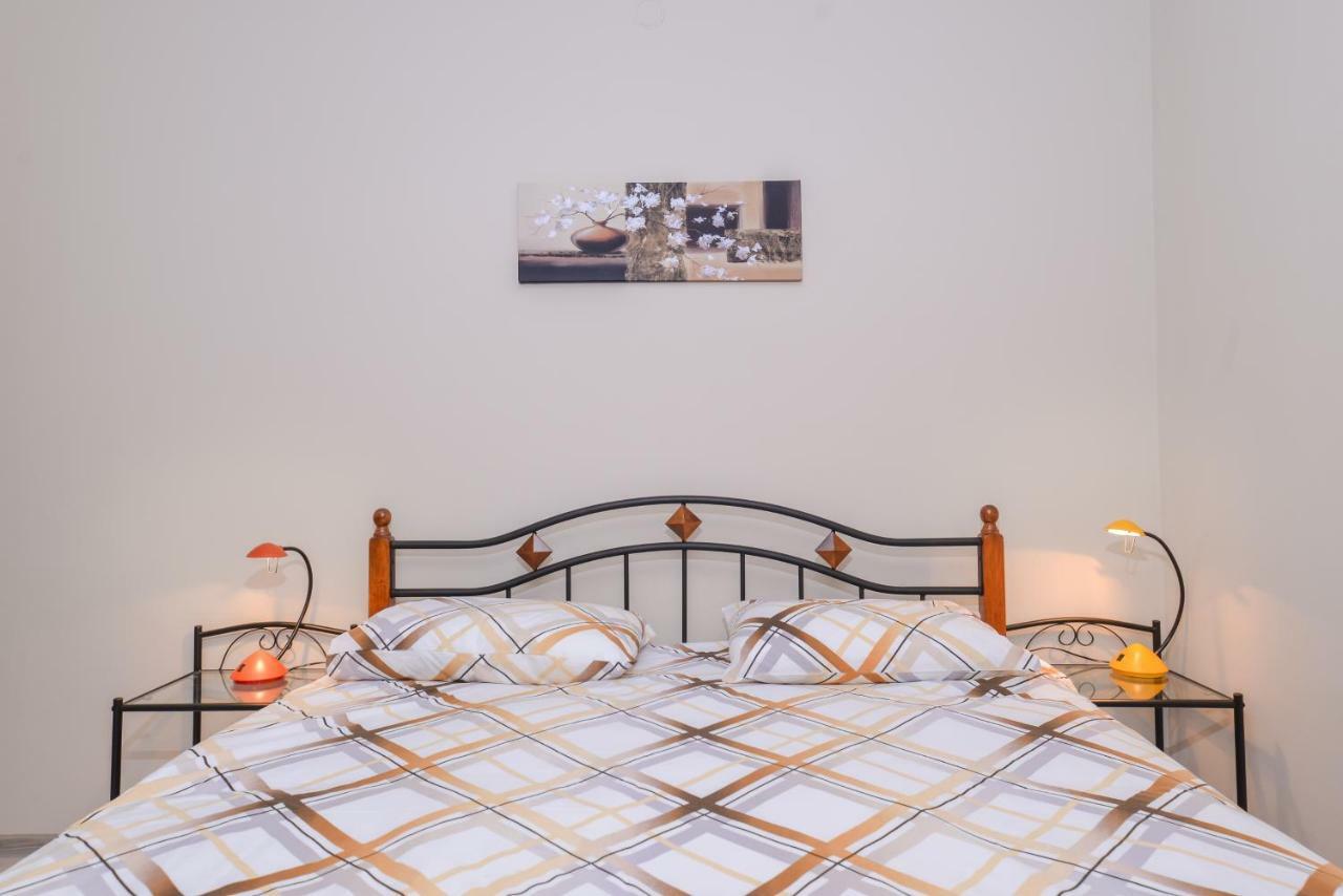 Visit Sofia Macedonia Square Central Apartment By Flat Mаnager Exterior foto